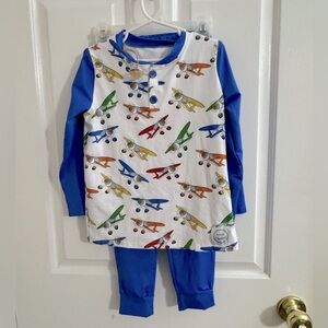 Boys Marie Elizabeth long sleeve pajamas. Boys size 5. Airplane pajamas.